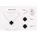 Кулон в стиле Van Cleef с черным клевером
